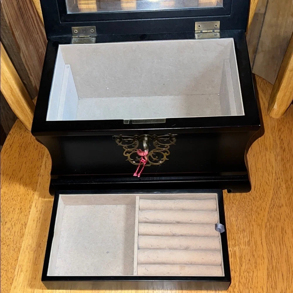Bombay Jewelry Box 2005 solid dark wood 10